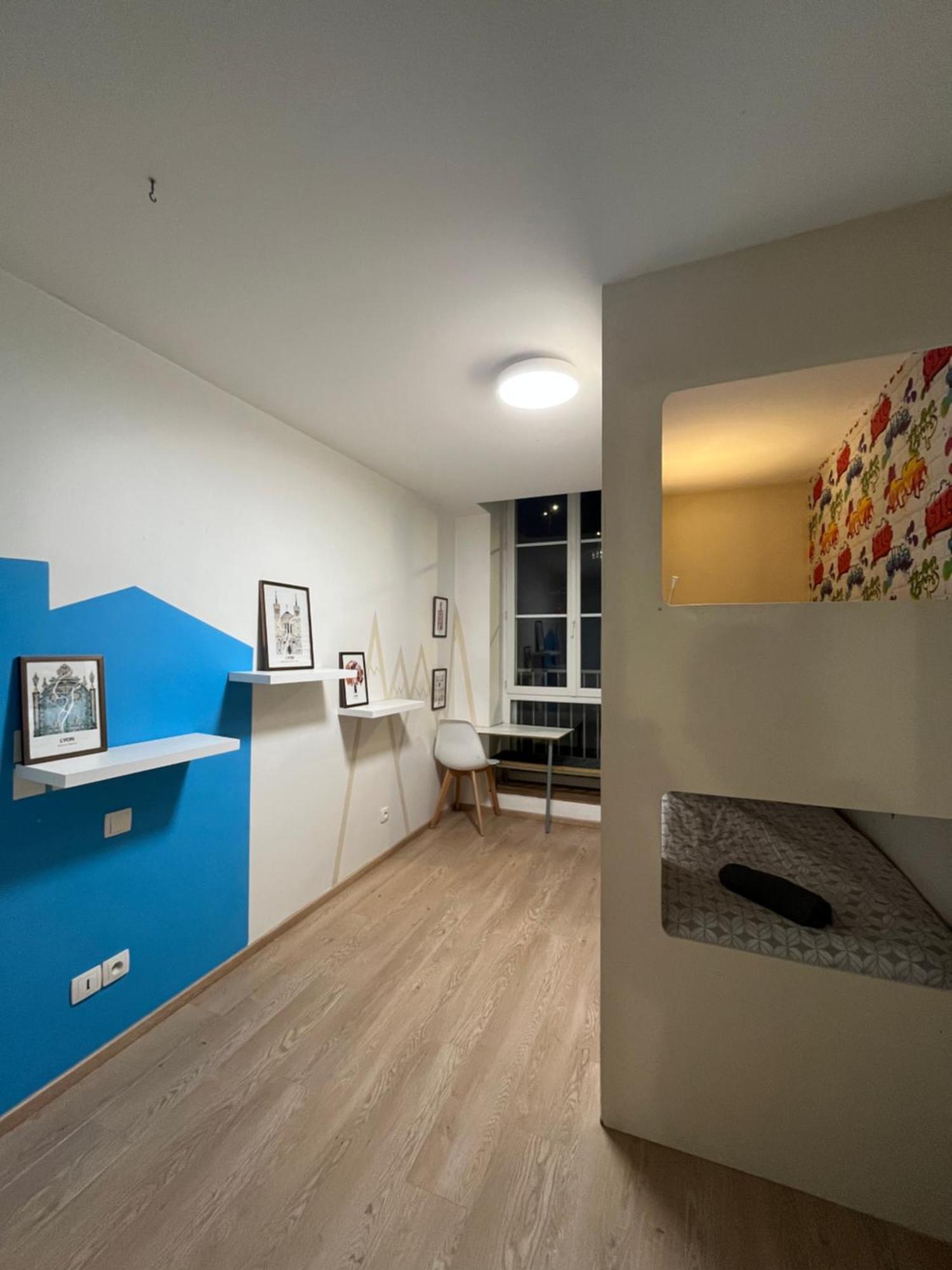 La Roue Libre 3 Chambres - 1Er Etage Au Centre Ville De L'Arbresle Eveux Bagian luar foto